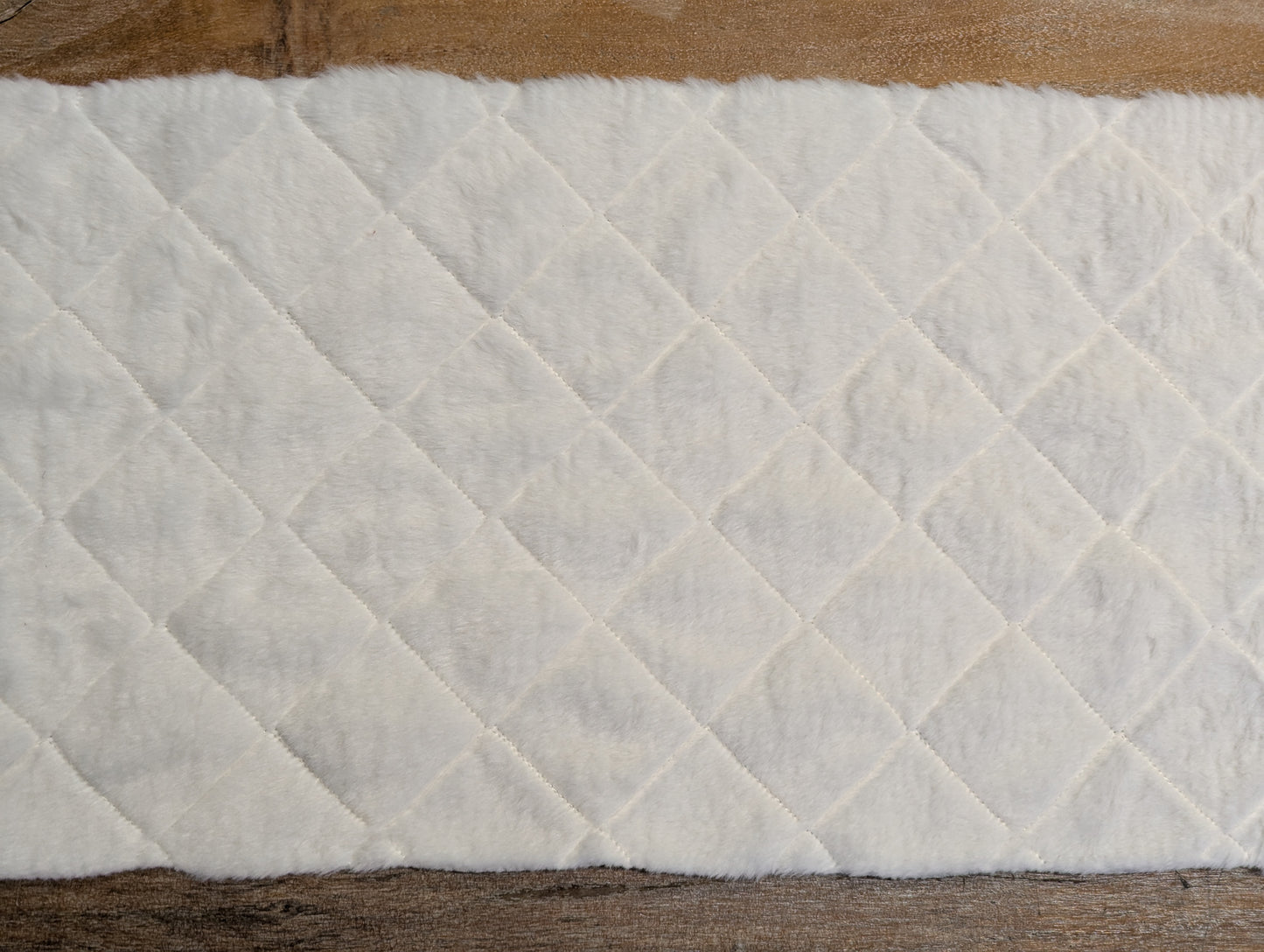 Detailansicht Tischläufer Bella 28x200 cm naturweiß 