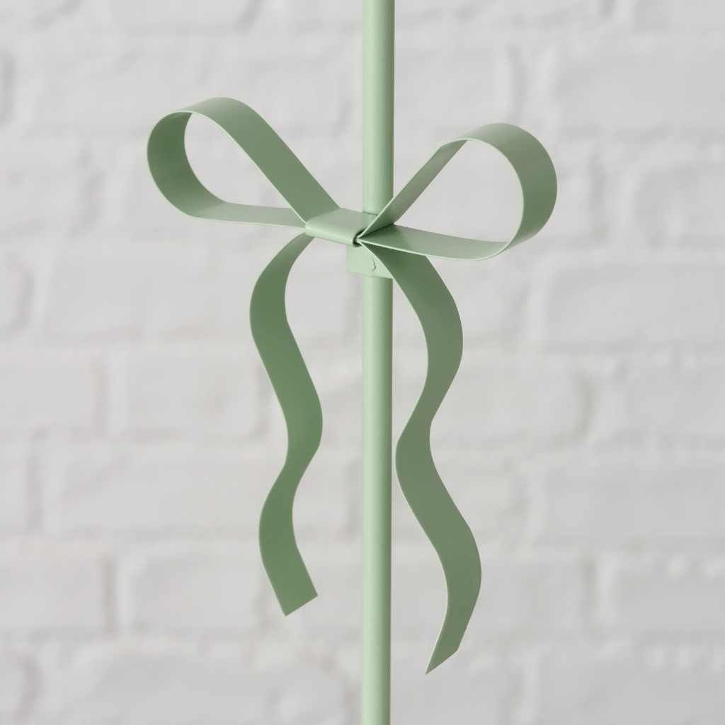 Kerzenhalter mit Schleife – Metall, verschiedene Farben | Boltze Home